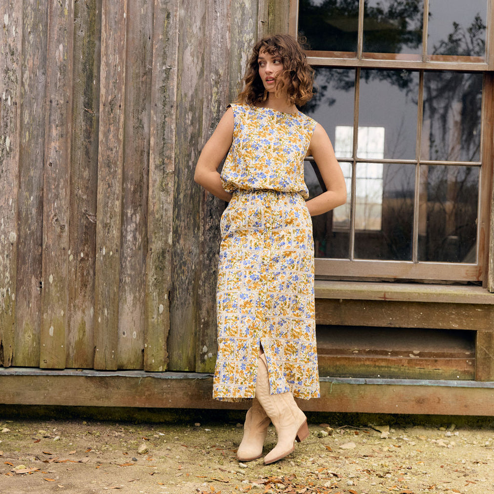 
                      
                        Fawn Skirt, Meadowlands
                      
                    