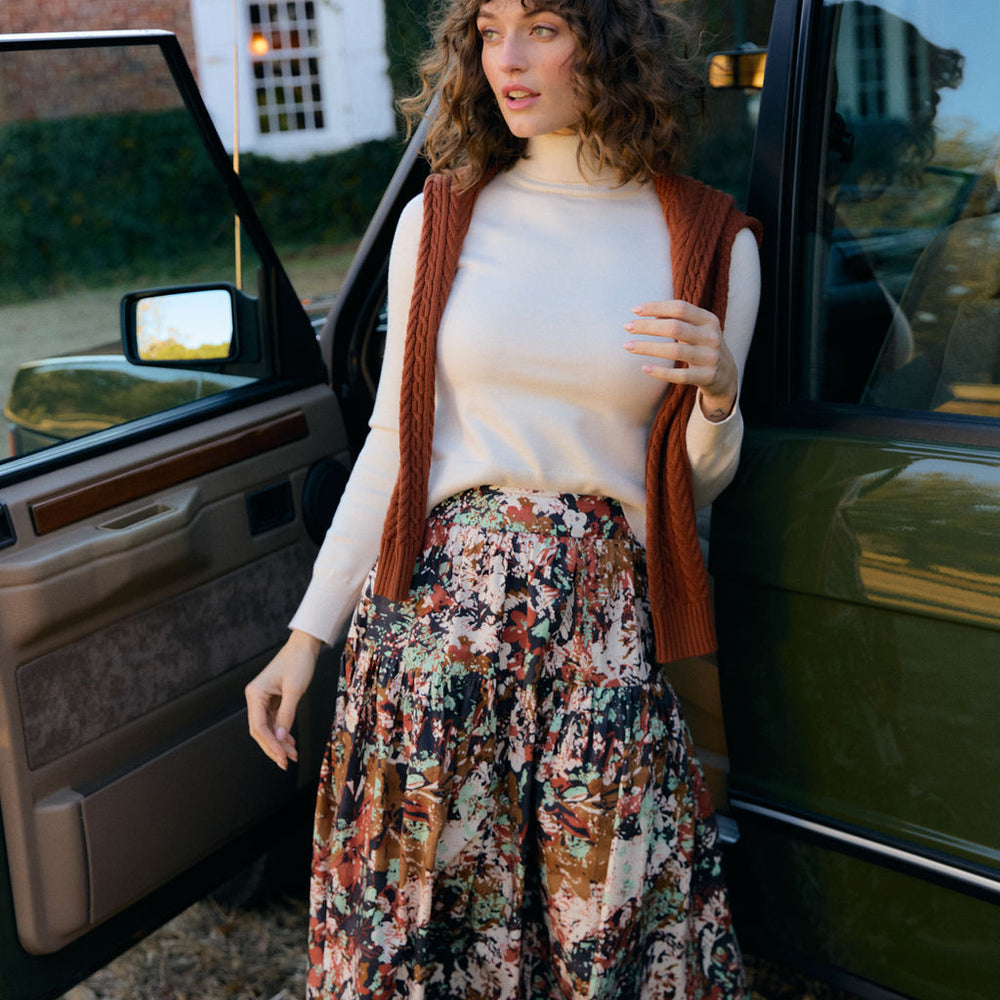 
                      
                        Erin Turtleneck, Ivory
                      
                    