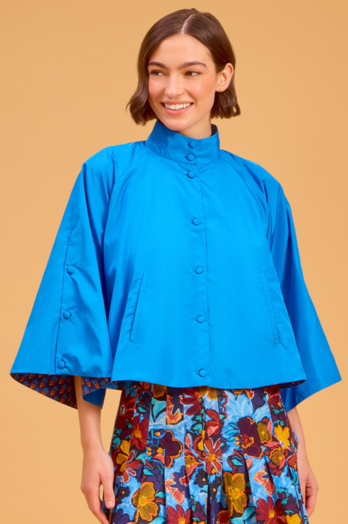Capelet, True Blue