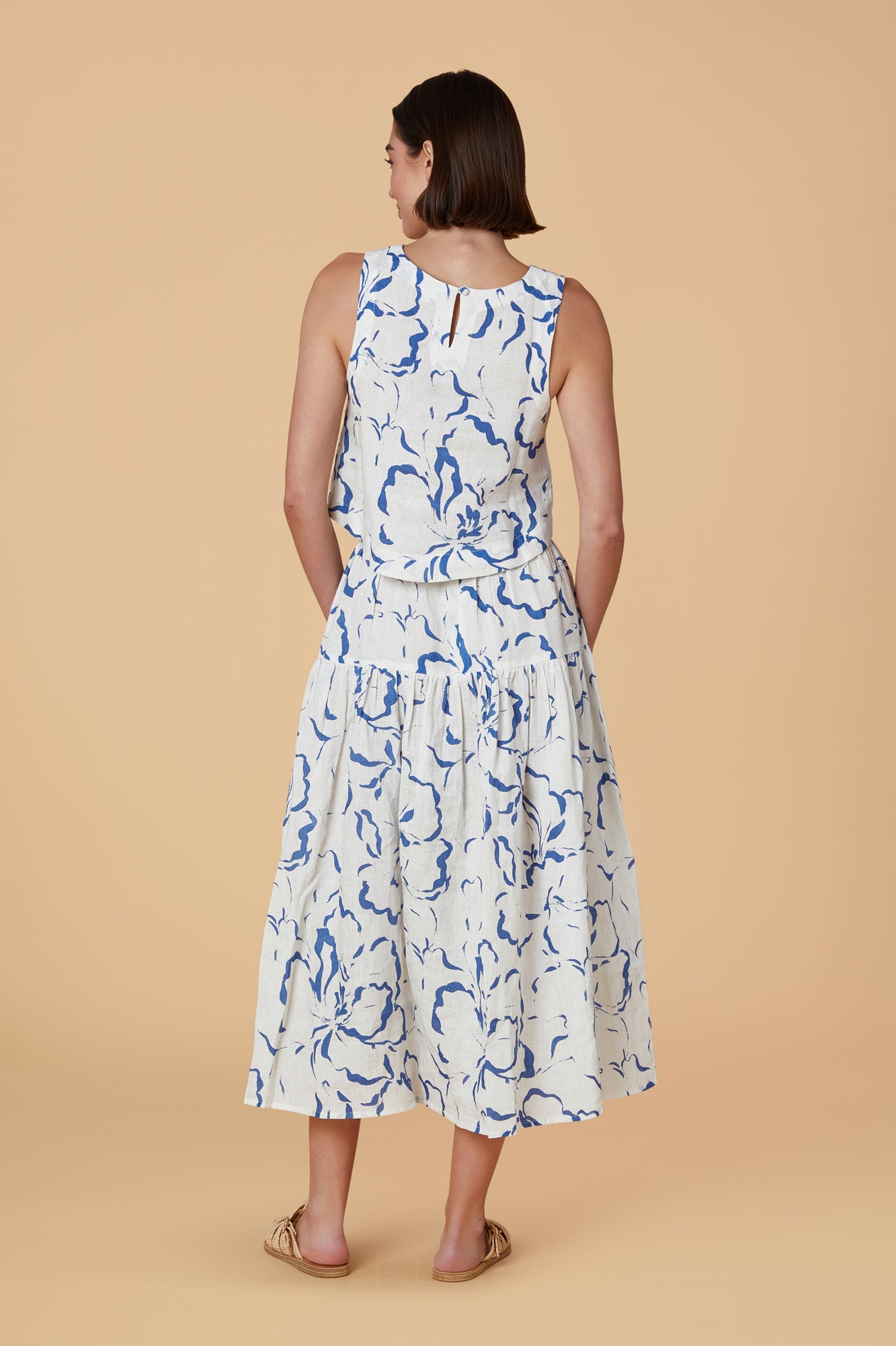 Dani Top, Ibisco Reverse