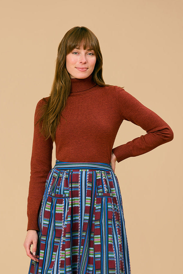 Erin Turtleneck, Brick