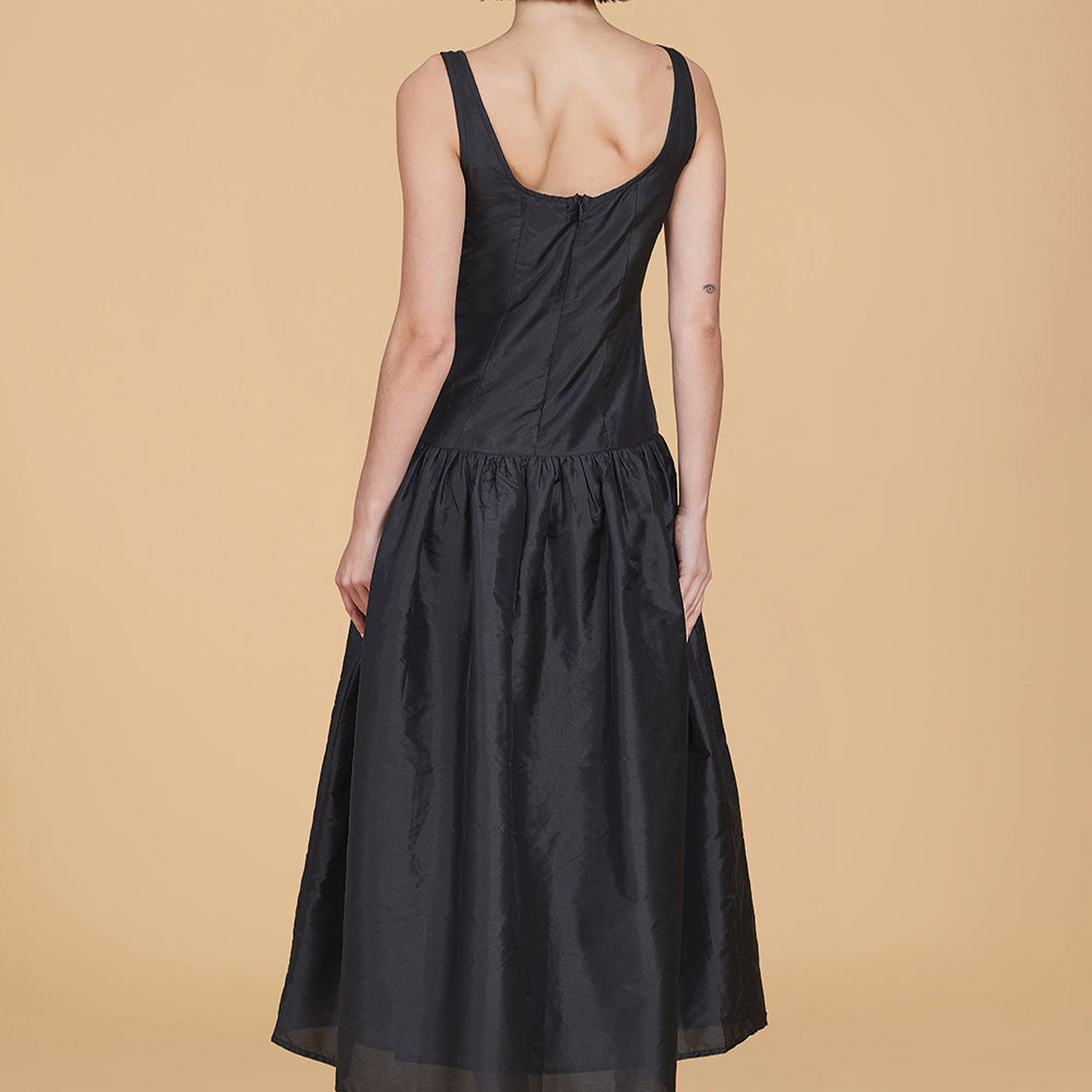 
                      
                        Annie Dress, Black
                      
                    